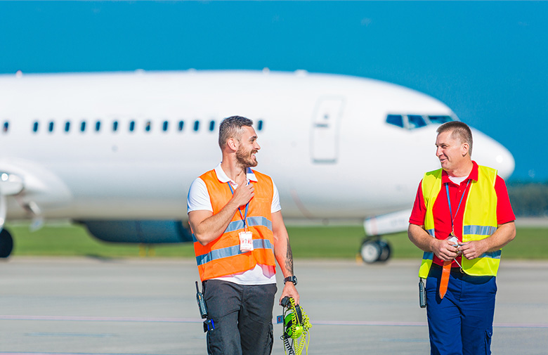 airfreight-charter-professionals-airport-tarmac