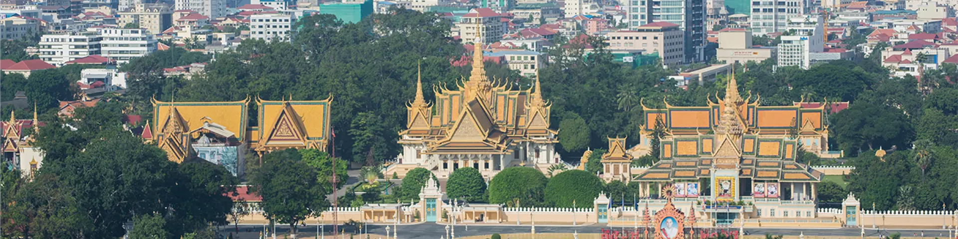 royal-palace-phnom-penh-cambodia