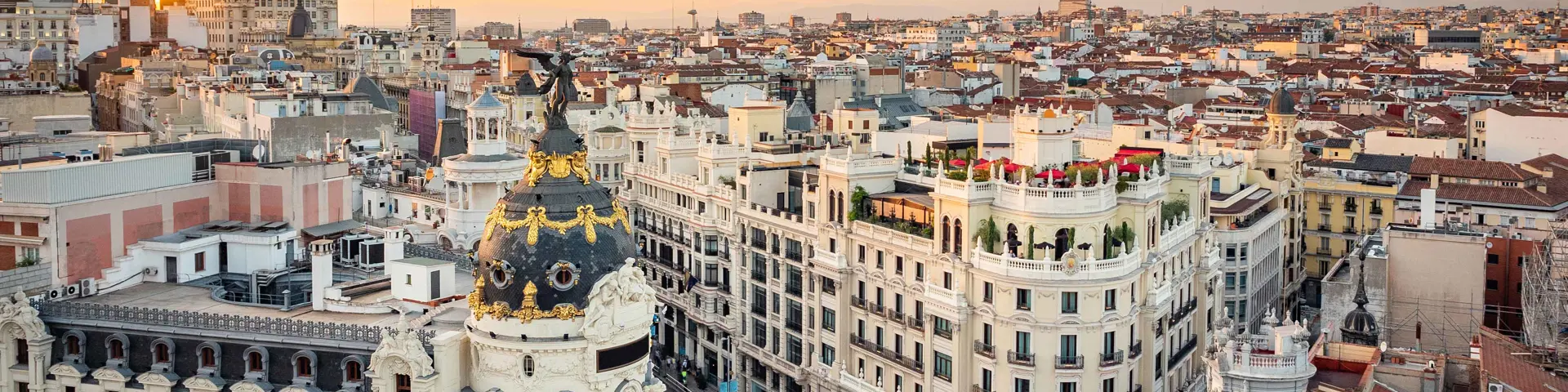 madrid-gran-via-metropolis-building-sunset