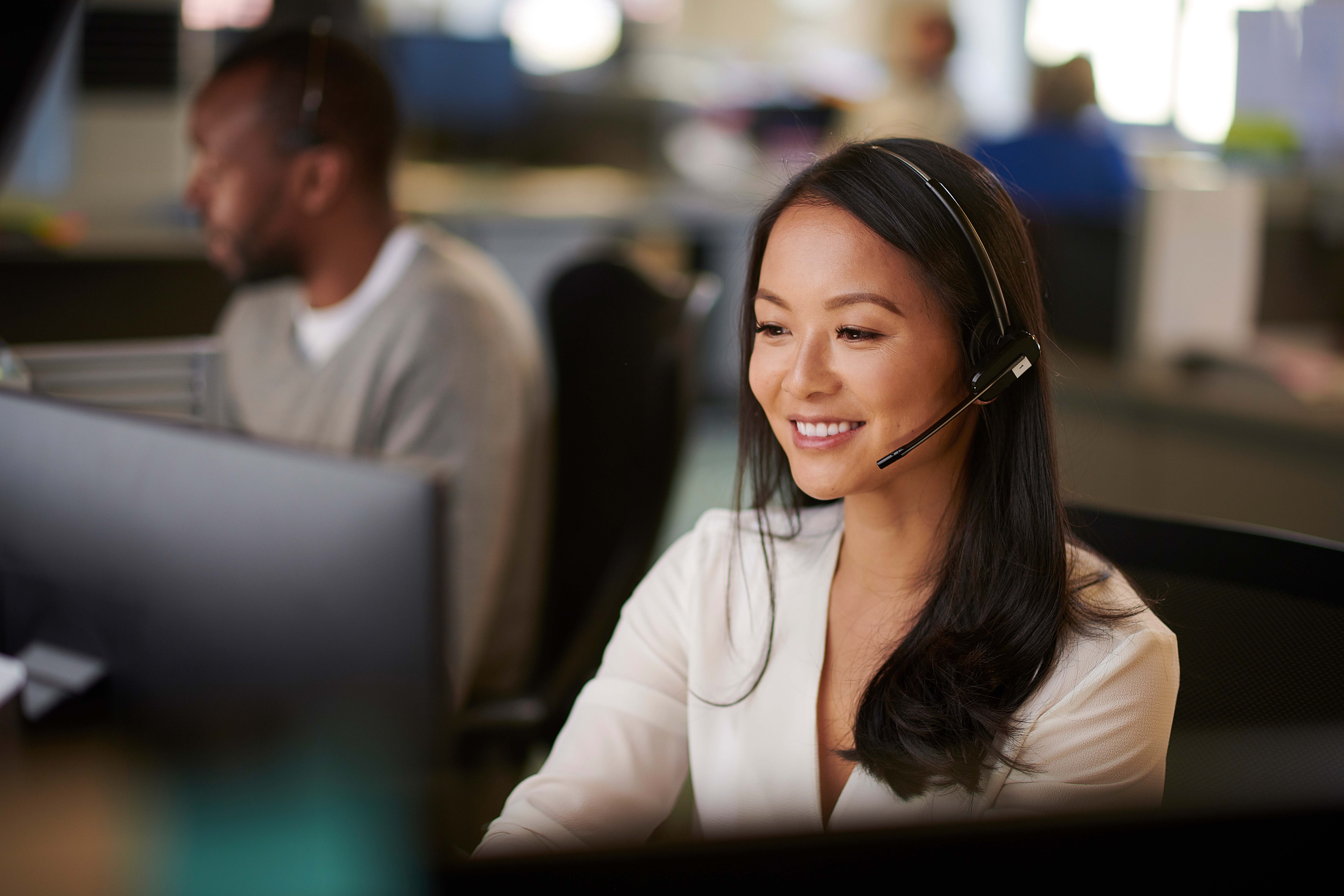 customs_woman-talking-to-customer_01_2024-small