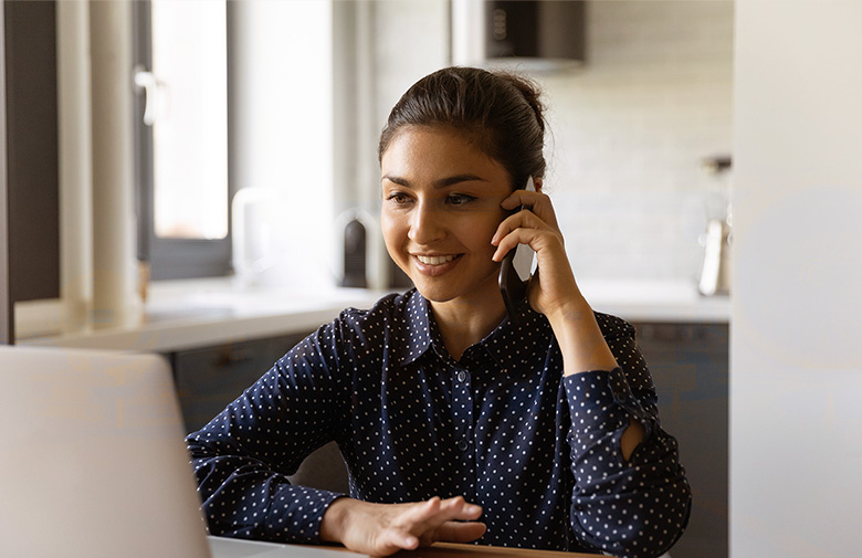 event-planning-professional-on-phone